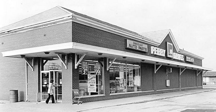 Perry Drugs - Old Photo From Midland Daily News (newer photo)